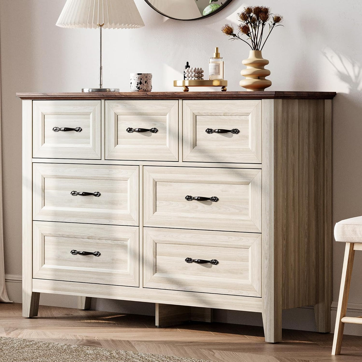 LINSY HOME 5 Drawers Dresser for Bedroom, Wood Tall Bedroom Chest of Drawers with Metal Handle, Farmhouse Dressers Organizer for Living Room, Closet, Hallway, White Oak